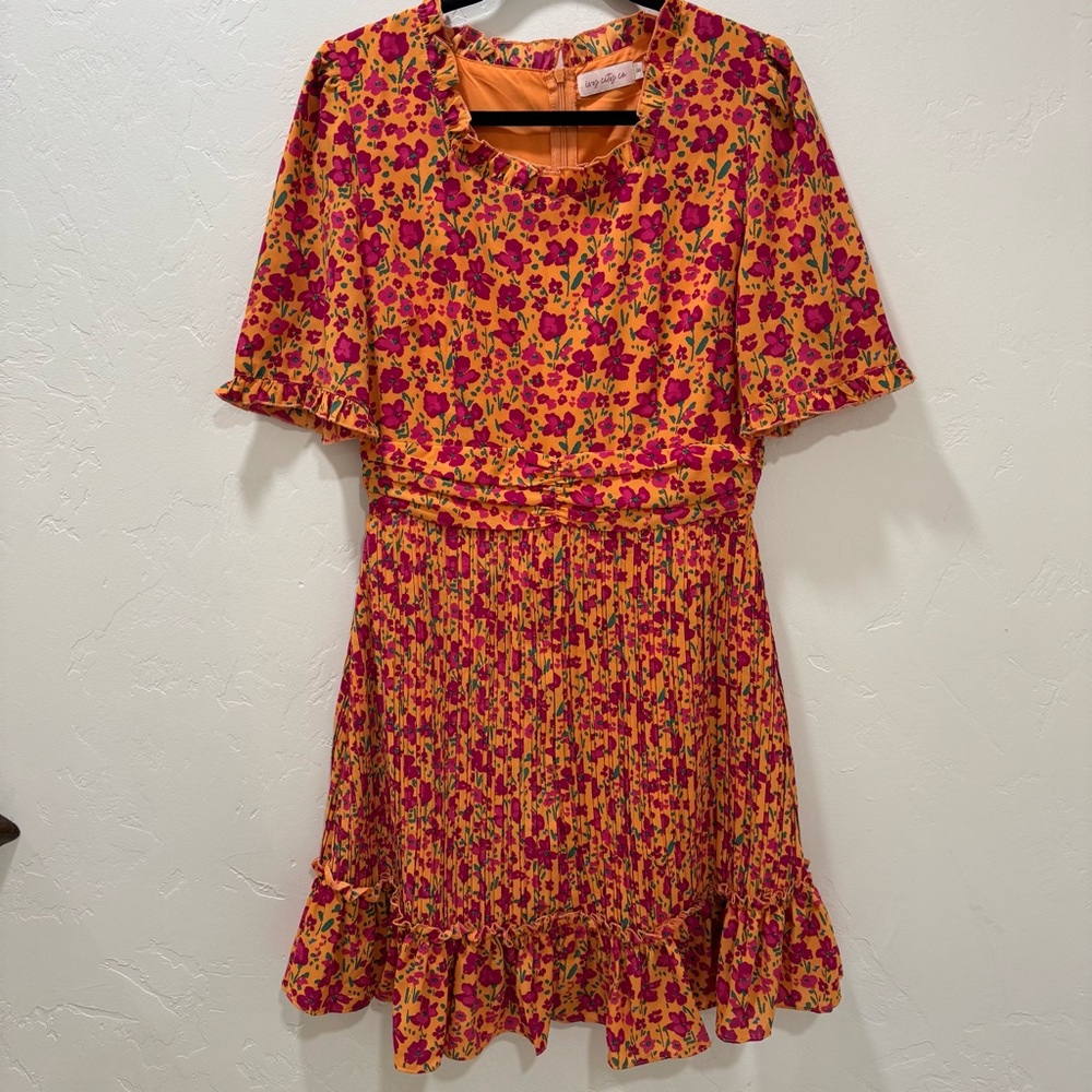 EUC Ivy City Co Bright Orange Pink Floral Pleated Dress Knee Length Women's 8 - Picture 3 of 14